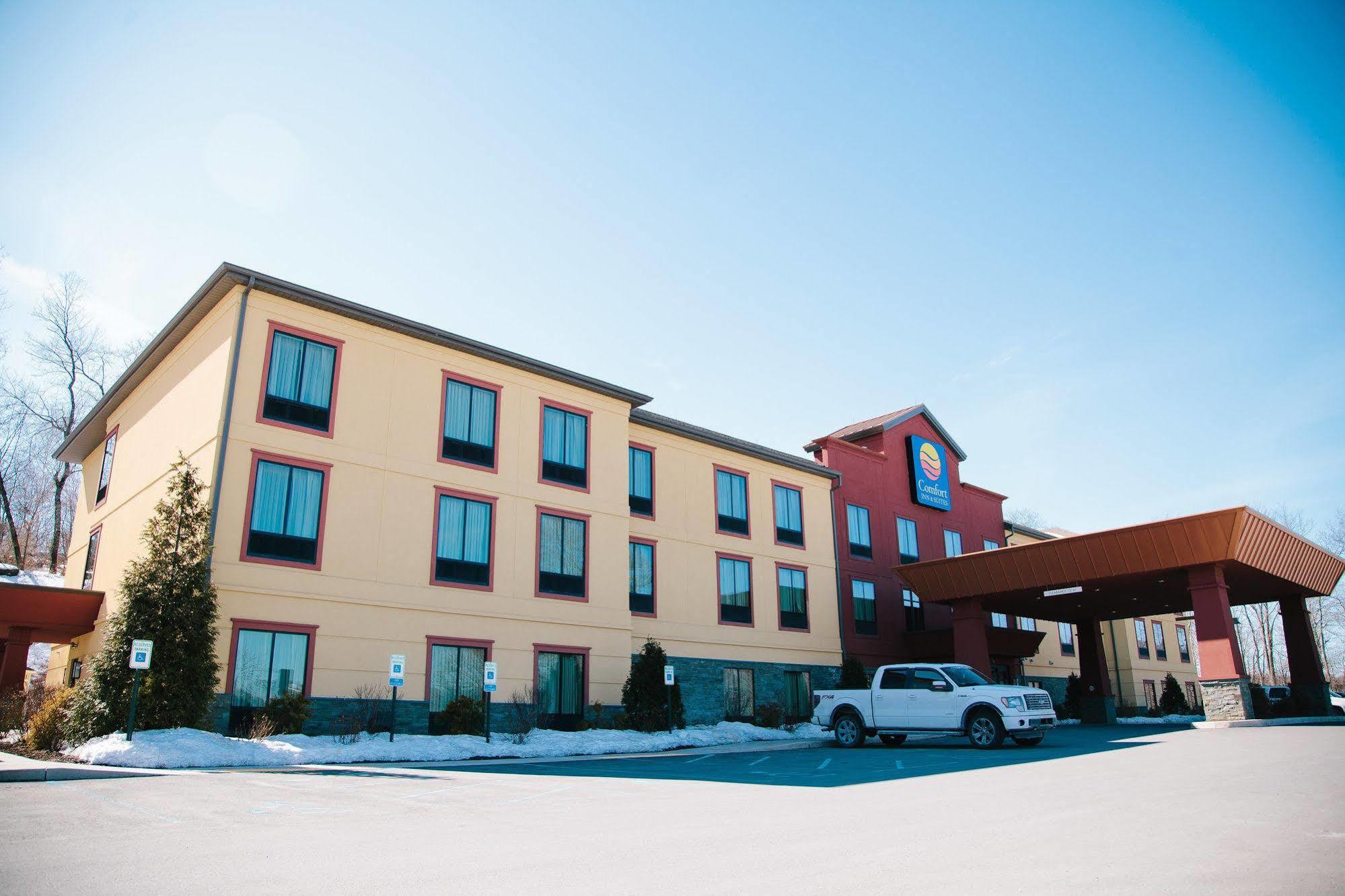 Tunkhannock Comfort Inn & Suites מראה חיצוני תמונה